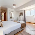Castelo By Algarve Holidays וילה אלבופיירה