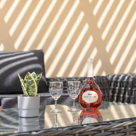 Castelo By Algarve Holidays * アルブフェイラ