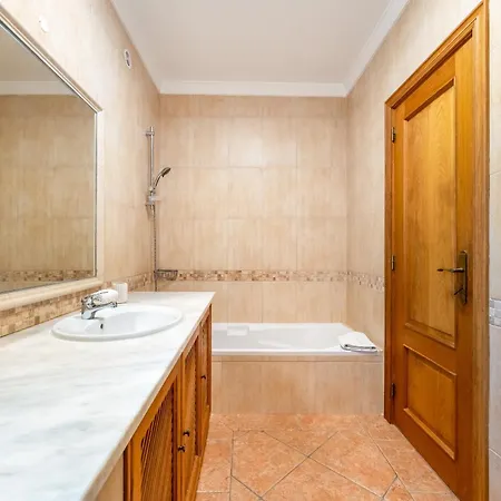 ヴィラ Castelo By Algarve Holidays アルブフェイラ