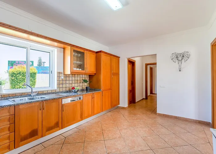 Castelo By Algarve Holidays * Albufeira