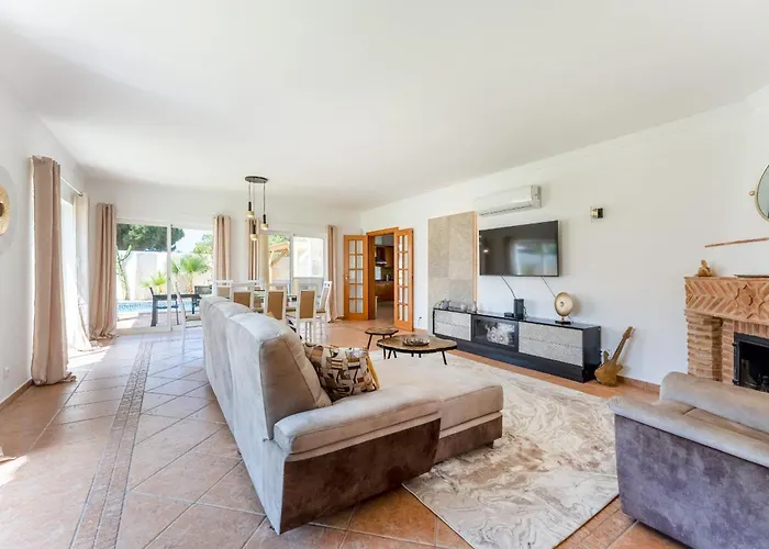 Castelo By Algarve Holidays *